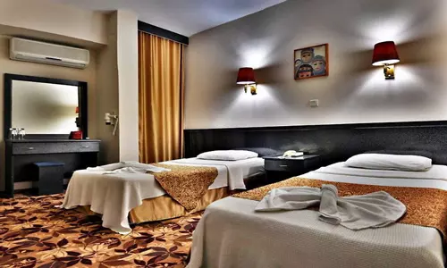 هتل مینای پلاس کوش آداسی